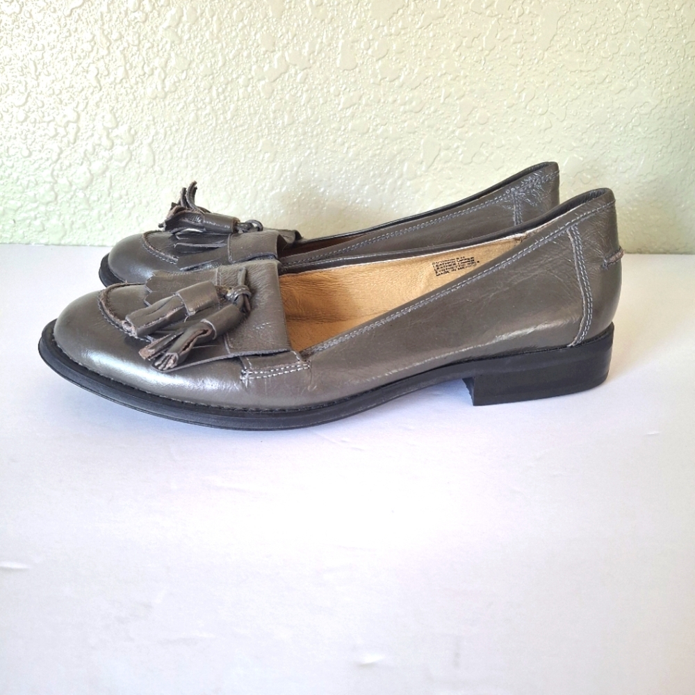 Steven By Steve Madden 8 Gray Tasseled Grey Leather Loafers New - Picture 6 of 10